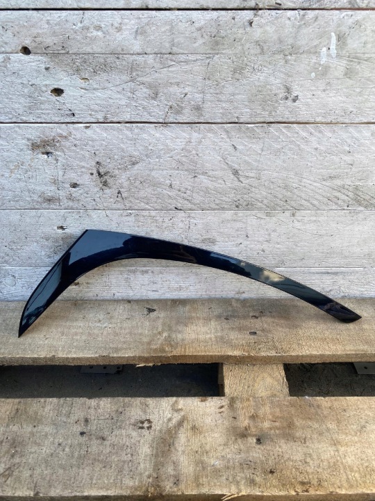 OPEL ASTRA IV Kryt dvere pravá predná 13259066