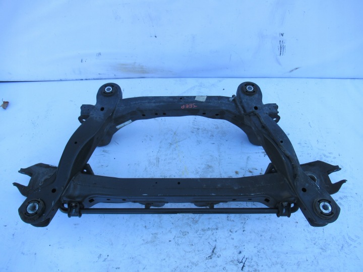 axle beam sususpension rear. JEEP CHEROKEE KL 2WD