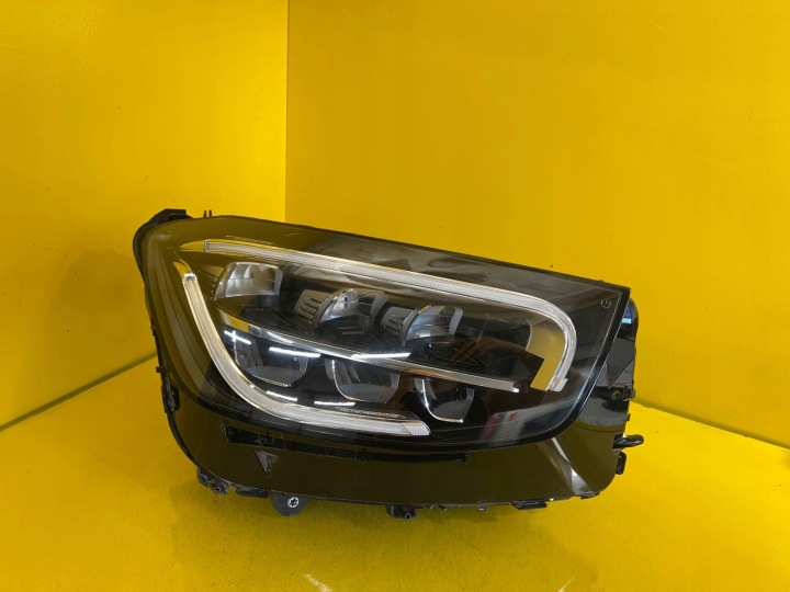 Licht rechts MERCEDES GLC W253 LIFT FULL LED 19- A2539060204