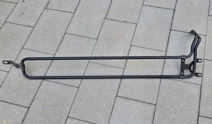 Kühler RURKI der Lenkung AUDI A8 D2 4D0422885G