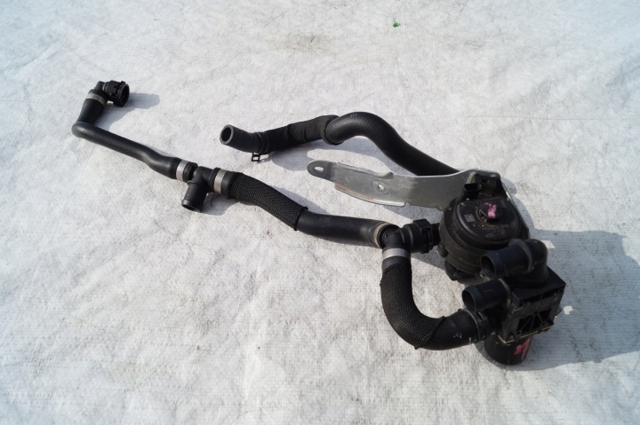 Wasserpumpe Schläuche des Wassers BMW X1 F48 X2 F39 9356119 8679885 9147347 9367388