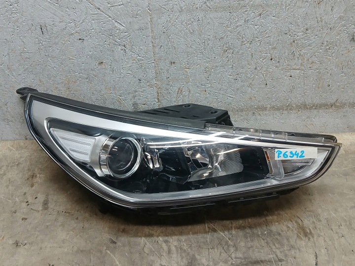 Feux phare Avant Droit HYUNDAI I30 III 3 17- Lentille Z DOSWIETLENIEM 92102-G4XX