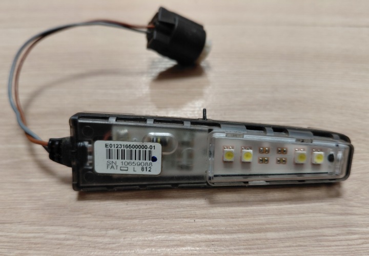 BMW E60 E61 E63 E64 FANALE LED PODSWIETLANIA sinistro SPECCHIETTO RETROVISORE EUROPA OE