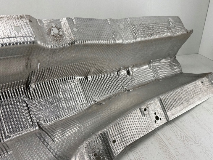 Audi A1 2024 Pakokaasun lämpösuojaus 2Q0825671 10