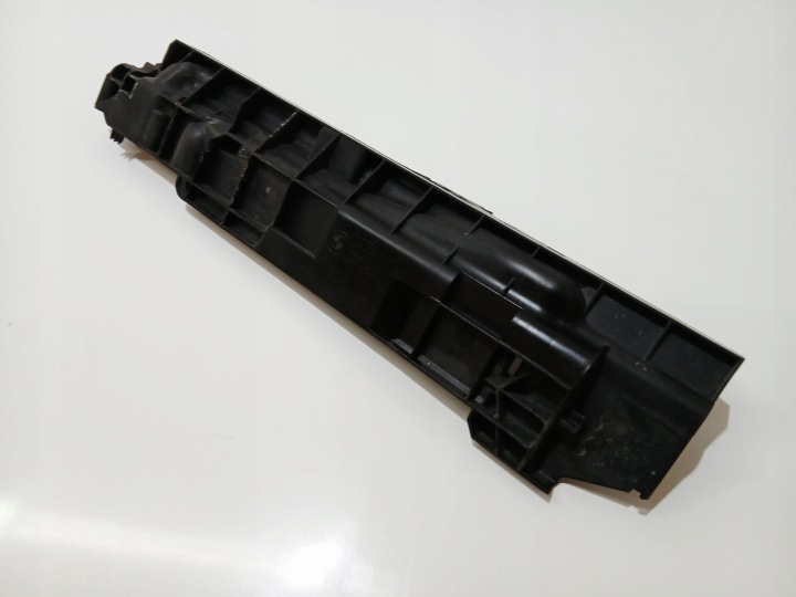 halter des kühlers rechts BMW E87 E90 E91 LCI 7524914