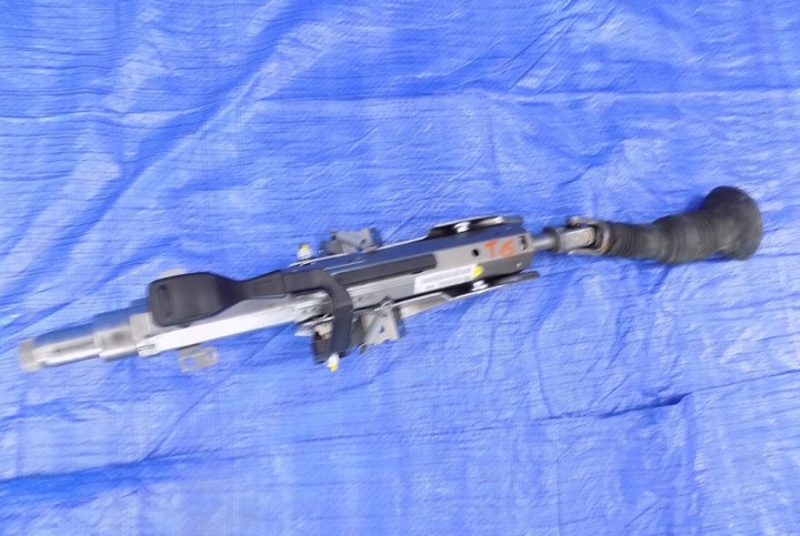 steering wheel rod VOLKSWAGEN T6 2,0 TDI 16