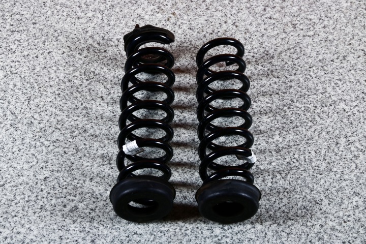 BMW F30 X-DRIVE springs rear part rear. EE KOMPLET