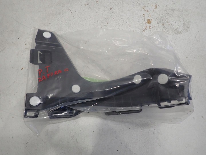 držák nárazníku pravý záď OPEL ZAFIRA C 2012- 13300743