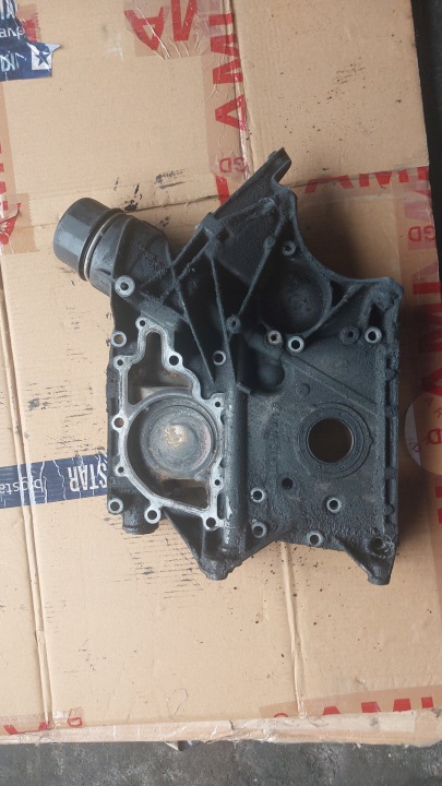 MERCEDES W211 W204 2.2 CDI 646.811 cover cover of the gear R 6460151102