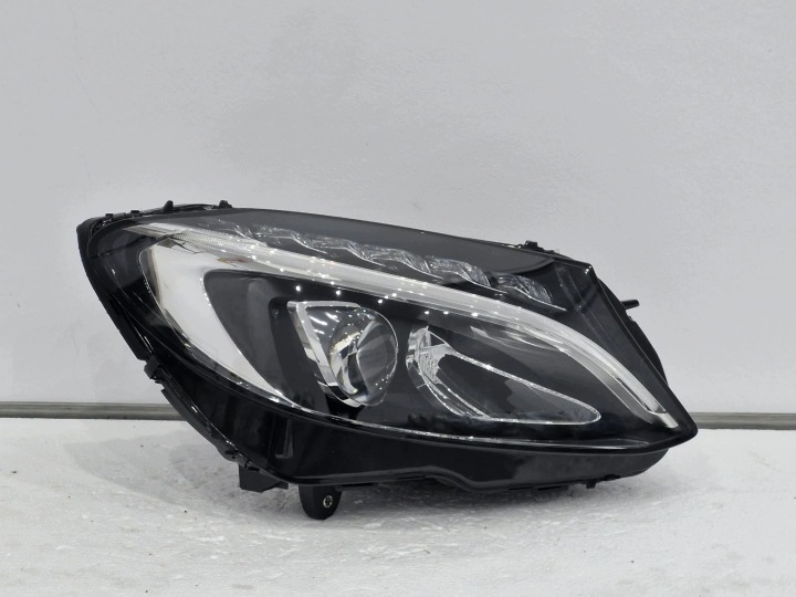 licht rechts Mercedes C klasse W205 FULL LED Performance