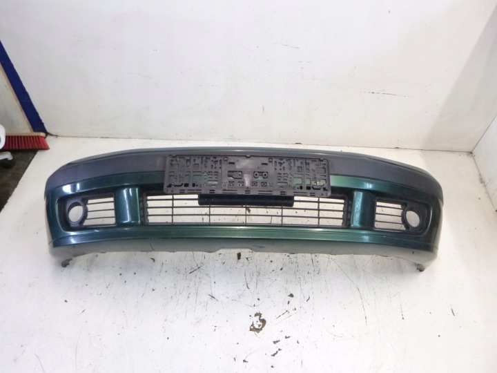 PARAURTI ANTERIORE MITSUBISHI CARISMA LIFT G19 2001R.