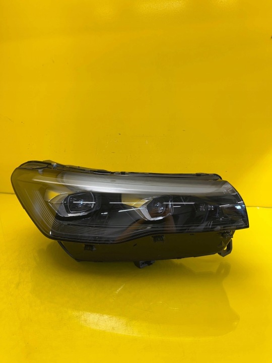 far desna prednja VW Tiguan 3 III 571 Full Led 571941060J