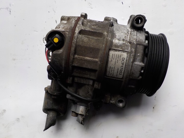 MERCEDES KLASA C W203 2.2 CDI ORG compressor pump of the air conditioning 7SEU17C