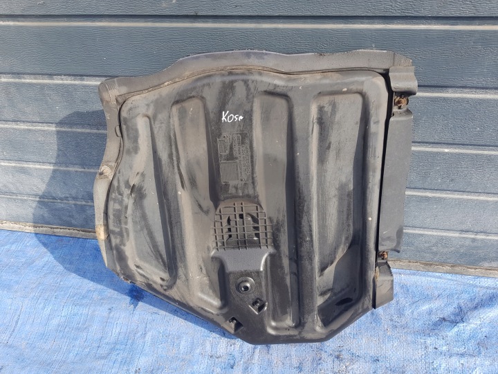 MERCEDES W207 W204 sump floor boot 2046100575