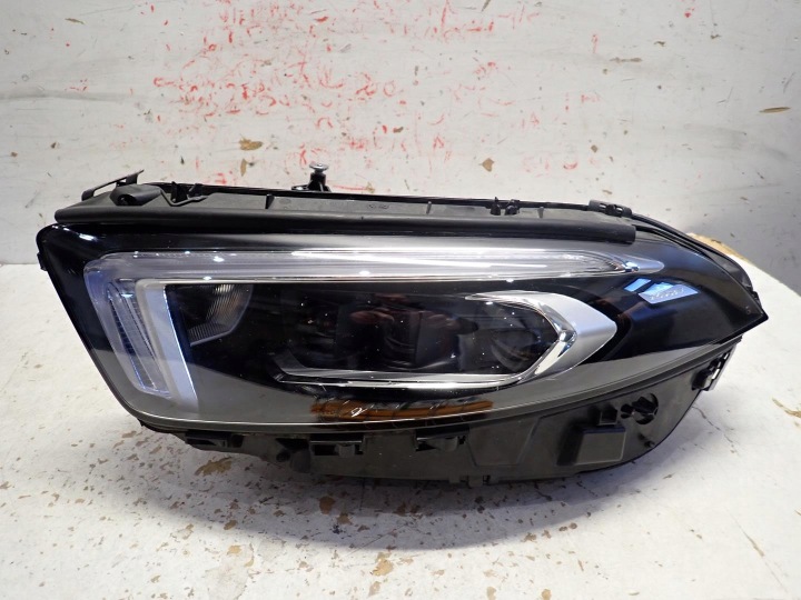 Licht vorne vorne links MERCEDES A-KLASA W177 2018- FULL LED A1779065500
