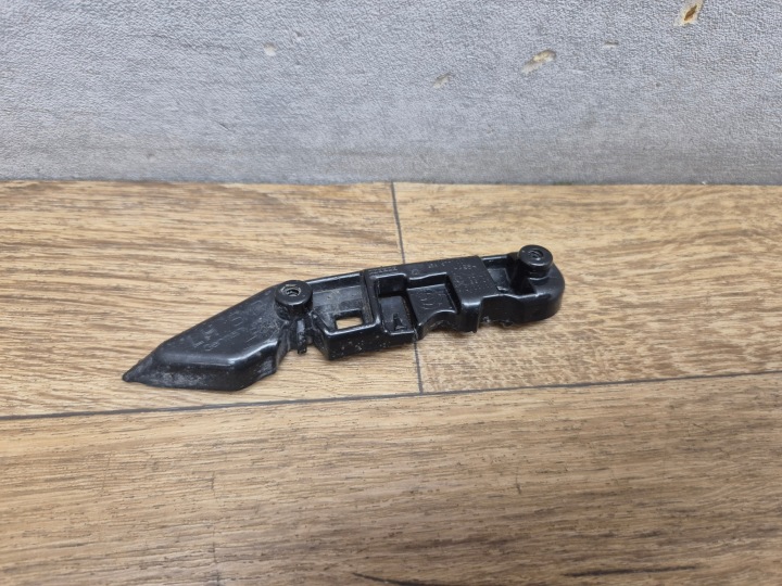 BMW 3 G20 G21 bal Tartók lökhárítónak eleje konzola UCHWYT tartó 7422249
