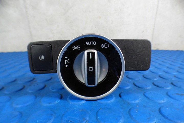 Bouton Interrupteur Lumières europa MERCEDES B-KLASA II W246