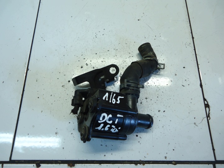 VW SEAT SKODA AUDI 1.6 TDI DGT dodatková pumpa vody 5Q0965561B