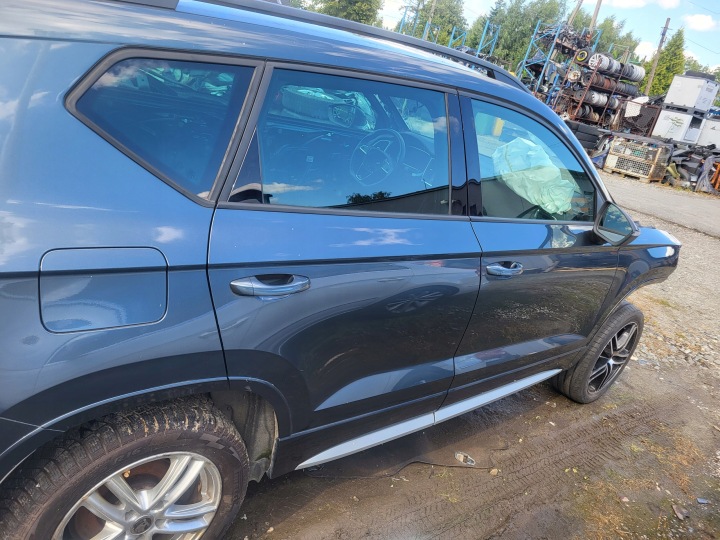Portière Vitre CIEMNA AS3 Moulage Droit Arrière Arrière Complets SEAT ATECA LF7Y OE