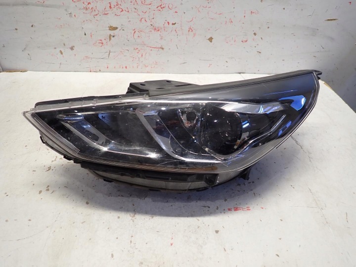 Feux phare Avant Avant Gauche HYUNDAI I30 III LIFT 2020- 92101-G4510