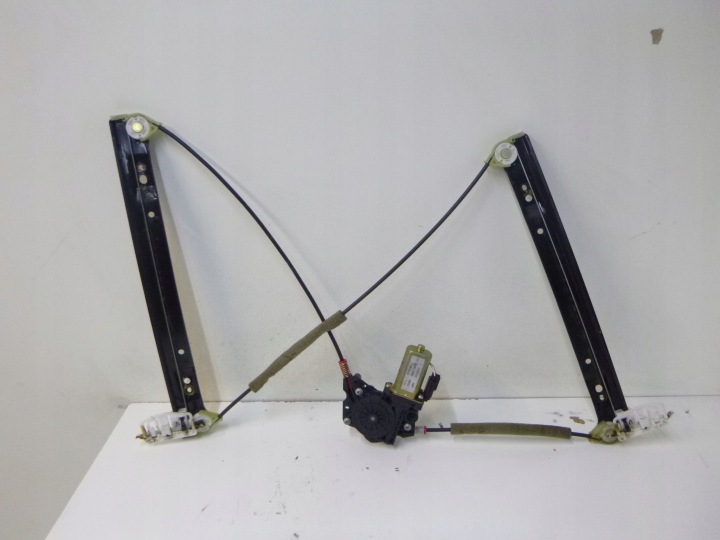 mehanizam prozora prednji dio desni Ford Fiesta V 3d 05r.
