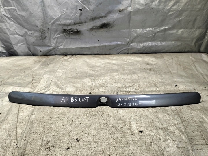 krytka kapoty kufru AUDI A4 B5 LIFT OE 8D5827576B 97r K: G5,Y7L