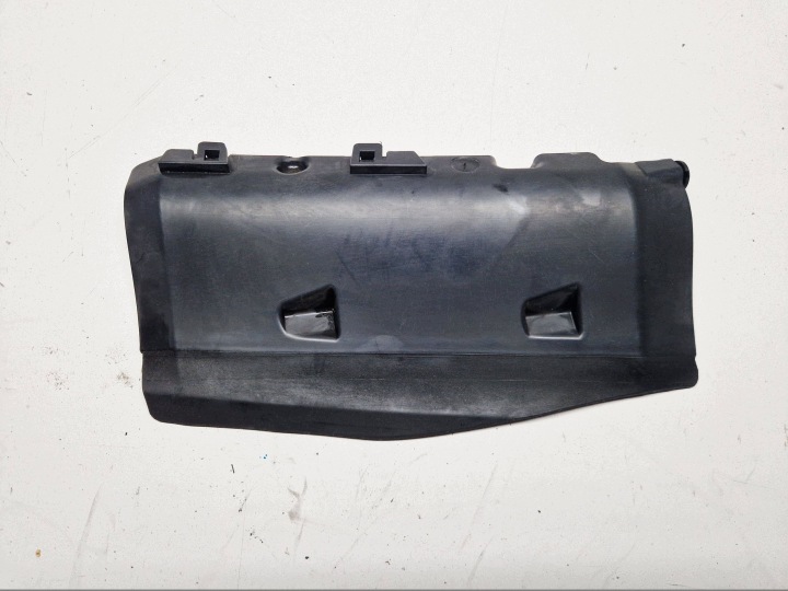 traverse supérieure cache face avant Opel Insignia A 55561769