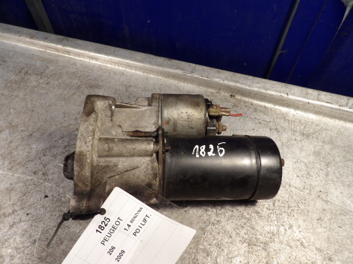 Peugeot 206 starter 1,4B A3005