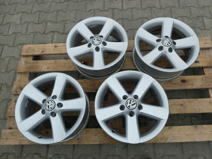4X CERCHI DI ALLUMINIO CERCHI RUOTE 5N0071496 VW 5X112