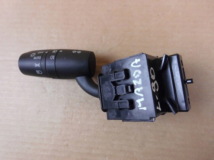 Mazda 3 III BM 2013+ manetka light switch of indicators KS1217J397