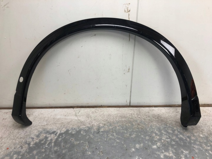 Leiste Schutzleiste des Kotflügels rechts heck PDC VW TIGUAN III R-LINE 571853818A