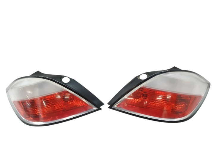 feu arrière KOMPLET 5D HB Opel Astra III (2004-2014 ) H