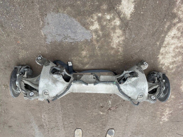 Achsträger hinten komplet träger achse heck Citroen DS7 Crossback 1.5 dci
