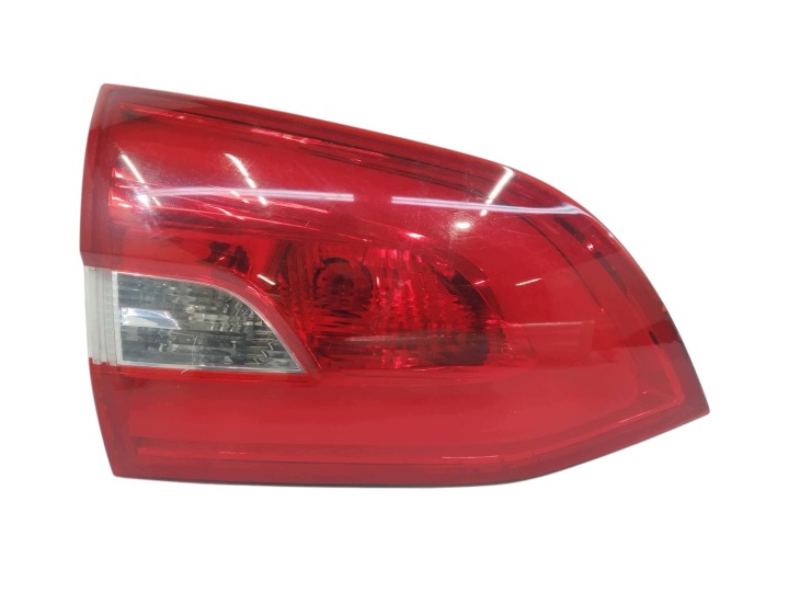 feu arrière du capot gauche KOMBI T9 Peugeot 308 II (2014- )