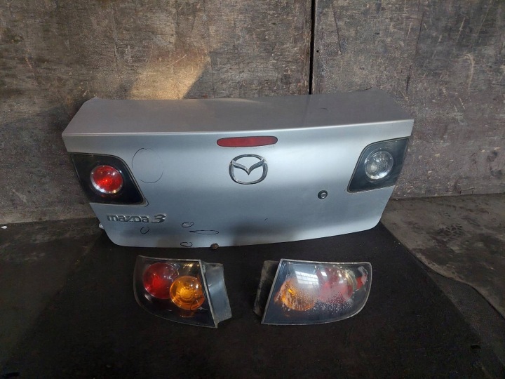 heckklappe kofferraumdeckel kofferraum + leuchte MAZDA 3 und BK 22V sedan