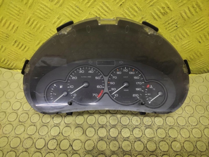 PEUGEOT 206 quadro strumenti TACHIMETRO contagiri 9645096180