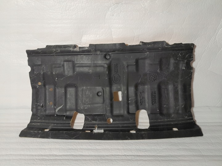 BMW 7 G11 LCI odhlučnění kufru 7343478