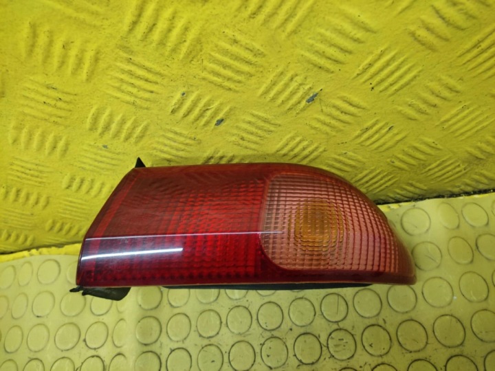 ALFA ROMEO 156 Feux phare Droite Arrière
