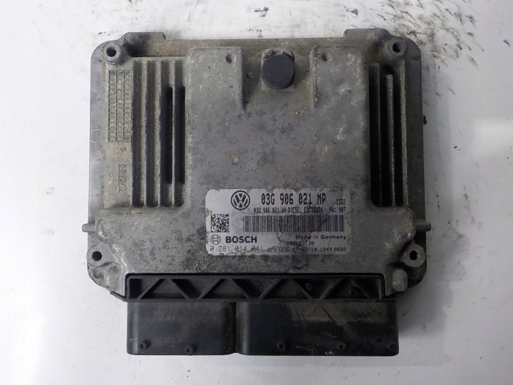 VW computer bedienteil 03G906021MP 0281014041
