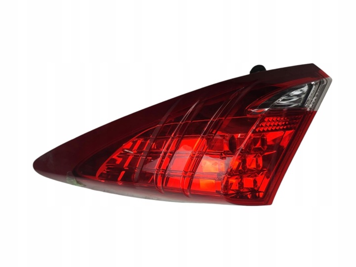Feux phare Droite Arrière Arrière HONDA CIVIC IX HB (11-13) 3350ATV0E002 EUROPA
