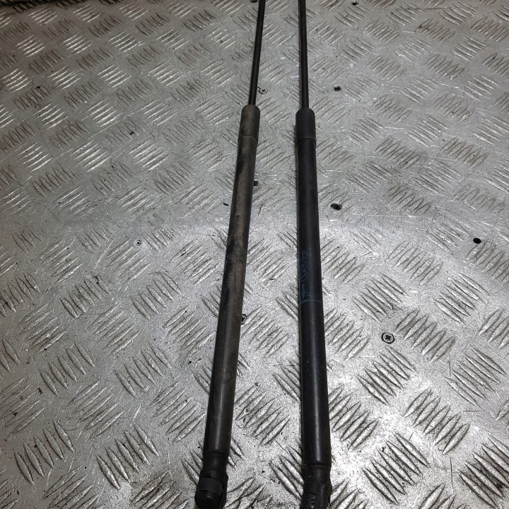 SILOWNIKI TELESKOPY du capot Arrière KPL OPEL ASTRA J 13258179
