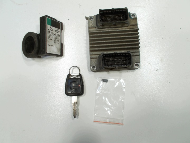 computer Montaggio IMMO OPEL ASTRA II 1.4 1,6 16V 12242030 DXMH chiave