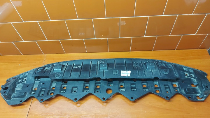 ABSORBER kryt pod nárazník TOYOTA YARIS III 11