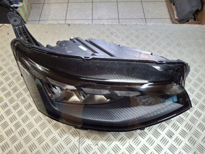 Licht rechts vorne FULL LED VW T7 TRANSPORTER 2024R-> 7T1