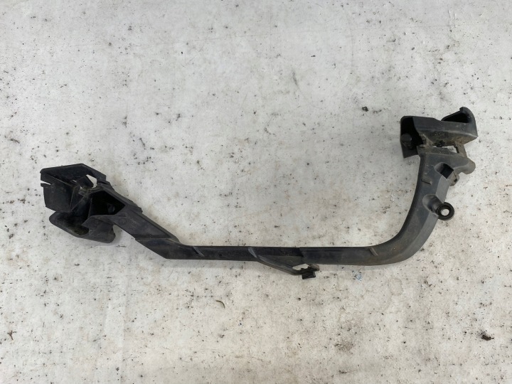 VOLVO XC90 II 15- Support plaque Feux phare PRZECIWMGIELNEJ Feux antibrouillard Gauche 31383679