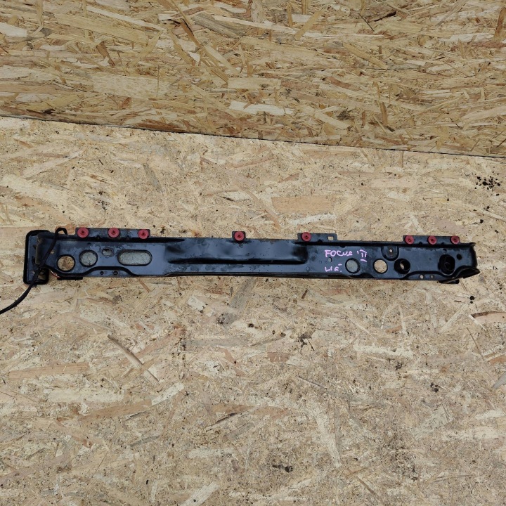 inferiore staffa radiatore Anteriore Ford Focus MK3 lift diesel