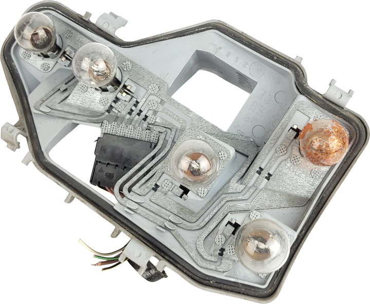 OPEL SIGNUM einsatz leiste schutzleiste ZAROWKOWA leuchte hinten heck rechts + connector contact 377046