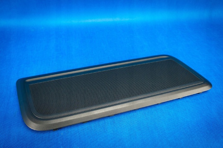 grid of the speaker of the rear polki Audi A8 4N 4N0863487