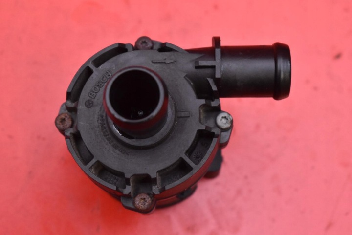 pump pump circulation of water 5C0965561 SKODA FABIA 3 III 1.2 TSI 110 KM 14-18