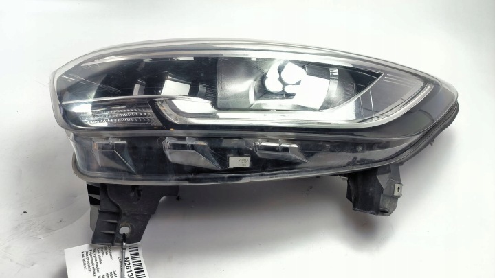 fanale faro sinistra anteriore LED EU 260604984R RENAULT KADJAR